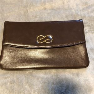 Vintage brown faux leather clutch